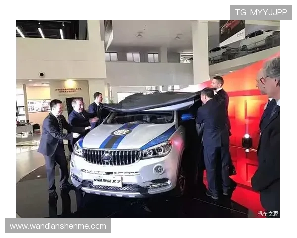 深度探讨现代足球俱乐部经营管理与全球化发展未来趋势研究动态析